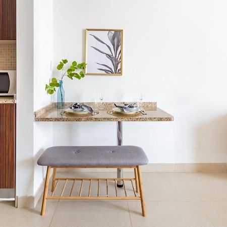 Frank Porter - Goldcrest Executive Apartment Dubai Luaran gambar